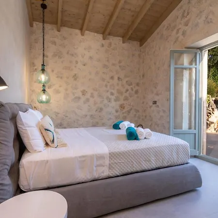 Sleeps 4 With Pool Air Con And Wifi * Kokoláta