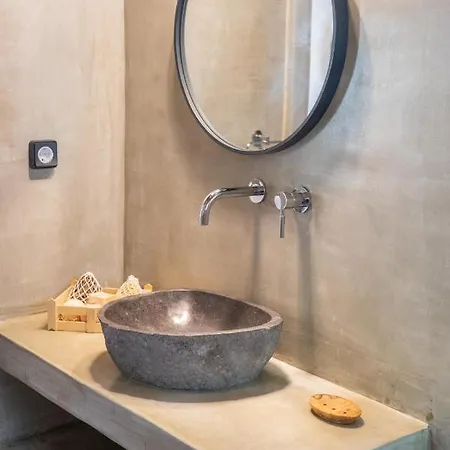 Sleeps 4 With Pool Air Con And Wifi Villa